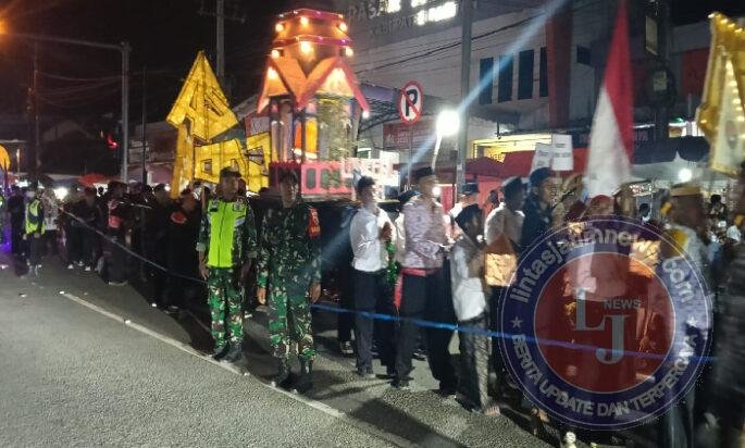 Personel Kodim 0801/Pacitan Amankan Takbir Keliling Menjelang Hari Raya Idul Adha 1447 H