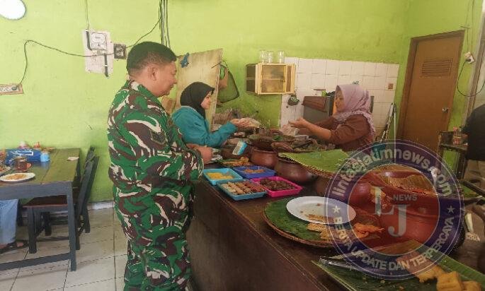 Apa Maksud & Tujuan Babinsa Kratonan Datangi Rumah Makan Nasi Pecel, Inilah Jawabannya