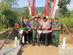 Dandim 0806/Trenggalek Resmikan Jembatan Garuda, Akses Warga Suruh Kini Lebih Mudah