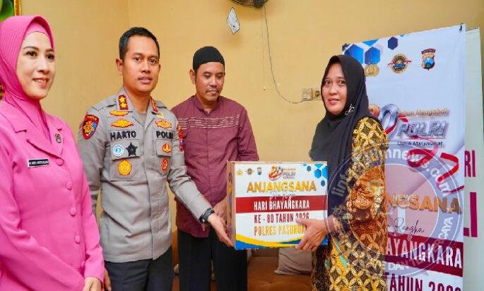 Hari Bhayangkara ke-80, Kapolres Pasuruan Anjangsana Anggota Sakit dan Warakawuri