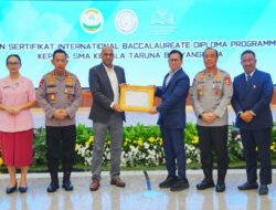 Terima Sertifikat IBDP SMA KTB, Kapolri: Cetak Generasi Muda untuk Wujudkan Indonesia Emas 2045