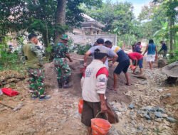 Jembatan Garuda Dibangun, Warga Senang dan Antusias Bekerja