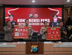 Polres Jember Ungkap Kasus Narkoba Amankan 30 Tersangka dan Ratusan Gram Sabu