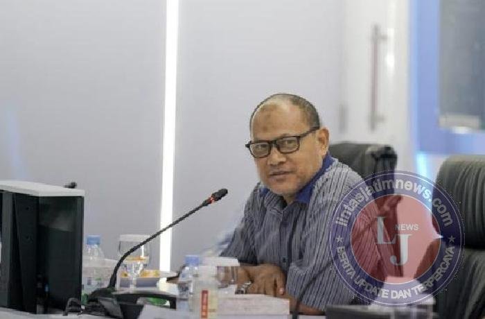 Defiyan Cori : Harga BBM Naik Komplain, Saat Harganya Turun Diam