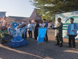 Peringati Tahun Baru Hijriyah, Babinsa Widodaren dan Polsek Amankan Pawai Ta’aruf 1 Muharram 1448 H