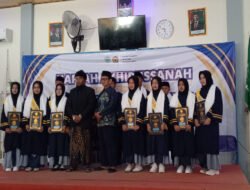 Haflah Akhirussanah Ponpes Al-Muhajir Kedungpring Wisuda Santri