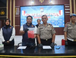 Polres Blitar Kota Amankan Tiga Tersangka Perampasan Modus Jebak Korban Lewat Aplikasi Kencan