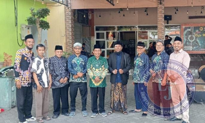 Ketua PCM Kedungpring Berikan Motivasi kepada Santri pada Haflah Akhirussanah Ponpes Al-Muhajir