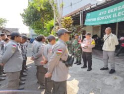 Perkuat Disiplin & Kesiapsiagaan, Babinsa-Bhabinkamtibmas Latih PBB Satlinmas Nusukan