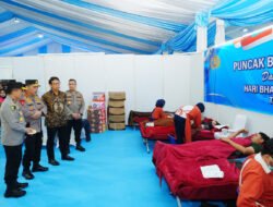 Hadiri Puncak Bakti Kesehatan, Kapolri: Berikan Pelayanan Terbaik ke Masyarakat dan Anggota