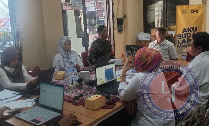 Gelar Komsos Rutin, Babinsa Kepatihan Kulon Perkuat Sinergi & Koordinasi Dengan Aparat Kelurahan