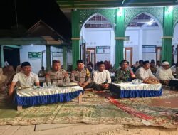 Perkuat Sinergi Kebersamaan, Babinsa Sidorejo Ngawi Hadiri Pengajian 1 Muharram