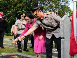 Menghormati Jasa, Melanjutkan Pengabdian: Wakapolri Pimpin Ziarah Nasional Menjelang Hari Bhayangkara ke-80