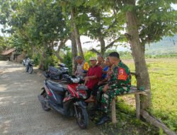 Komsos, Babinsa Kodim Ponorogo Ajak Warga Jaga Kamtibmas