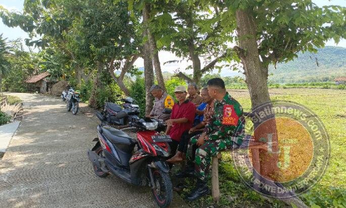 Komsos, Babinsa Kodim Ponorogo Ajak Warga Jaga Kamtibmas