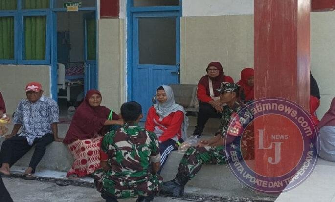 Tawa Ceria Bersama Lansia, Babinsa Hadir Tebar Semangat dan Kepedulian di Tengah Masyarakat