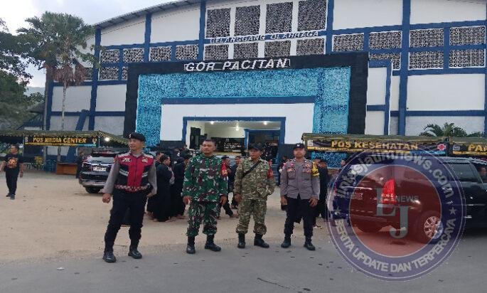Gabungan TNI Polri di Pacitan Lakukan Pengamanan Pengesahan Warga PSHT Memastikan Situasi Aman