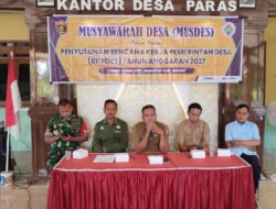 Dukung Kemajuan Desa, Babinsa Pangkur Hadiri Musyawarah Desa Di Wilayah Binaannya