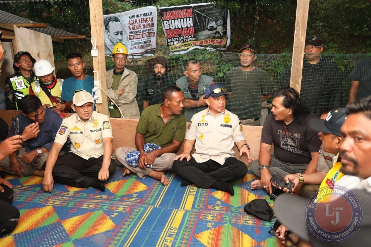 Warga Sampaikan Terima Kasih Satgas PRR Perkuat Struktur Jembatan Enang-Enang