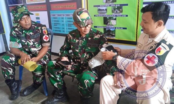 Tim Kesehatan TMMD 129 Bulu Lor Aktif Berikan Layanan