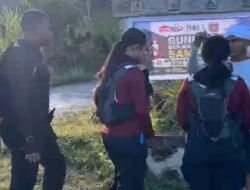 Mendidik dengan Aksi : Kisah Ibu Bhayangkari dan Dua Putrinya di Atas Awan