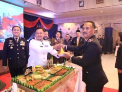80 Tahun Mengabdi, Polri untuk Masyarakat: Forkopimda Gresik Gelar Upacara dan Tasyakuran Hari Bhayangkara ke-80