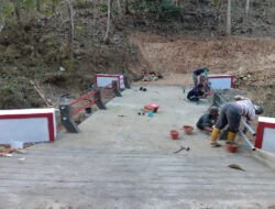 Sinergi TNI dan Masyarakat Capai 95 Persen Progres Jembatan Garuda Beton di Desa Ponggok