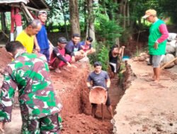 Babinsa dan Warga Pulutan Kompak Bangun Gorong-Gorong, Cegah Banjir Lewat Semangat Gotong Royong