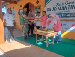 Wujud Sinergi TNI Dan Masyarakat, Babinsa Karanganyar Kegiatan Baksos di HUT Ke-4 RSUD Mantingan