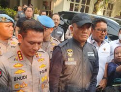 Kortas Tipidkor dan Polda Metro Geledah Cafe dan Money Changer