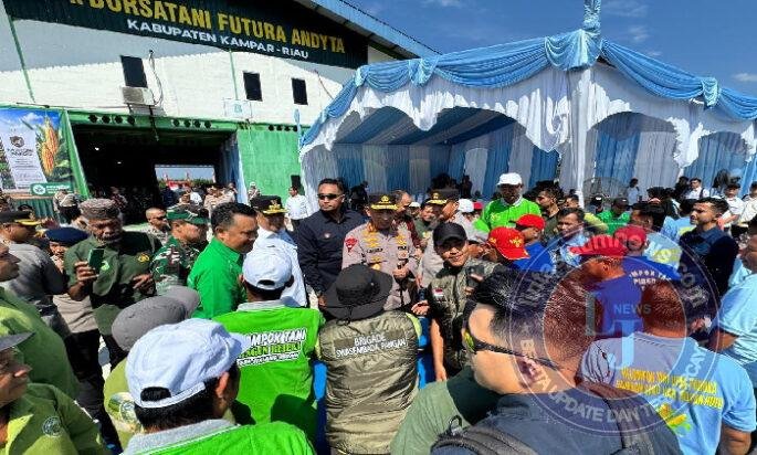 Dari Kampar ke Pasar Global, Kapolri Tinjau Inovasi Pupuk Batu Bara Karya Anak Bangsa