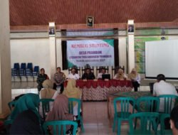 TNI-Polri Dukung Percepatan Penurunan Stunting Melalui Rembuk Desa di Prambon