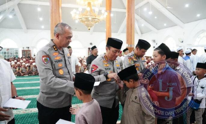 Hari Bhayangkara ke-80, Wakapolri Tanamkan Kepedulian Sosial kepada Taruna Akpol Lewat Santunan Anak Yatim