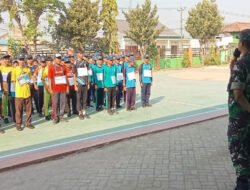MPLS di SMAN 1 Karangjati, Babinsa Berikan Pelatihan PBB untuk Bentuk Karakter Pelajar