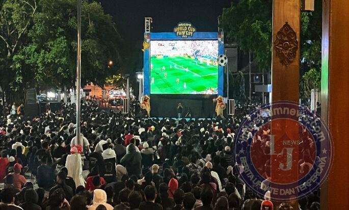 Ribuan Warga Ikuti Nobar Final Piala Dunia 2026 di Balaikota Surakarta