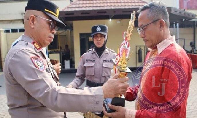 Satkamling RT 03 RW 020 Muara Angke Raih Juara II Tingkat Polda Metro Jaya, Polres Pelabuhan Tanjung Priok Gelar Upacara Pemberian Penghargaan