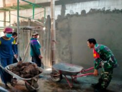 Saat Rumah Diperbaiki Bersama, Kepedulian Warga Geger Menjadi Pondasi Kebersamaan