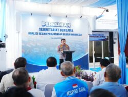Kapolri Meresmikan Sekretariat Bersama Koalisi Besar Perjuangan Buruh Indonesia