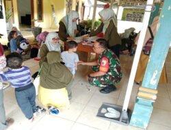 Dari Balita hingga Lansia, Babinsa Mojorayung Kawal Layanan Kesehatan Warga