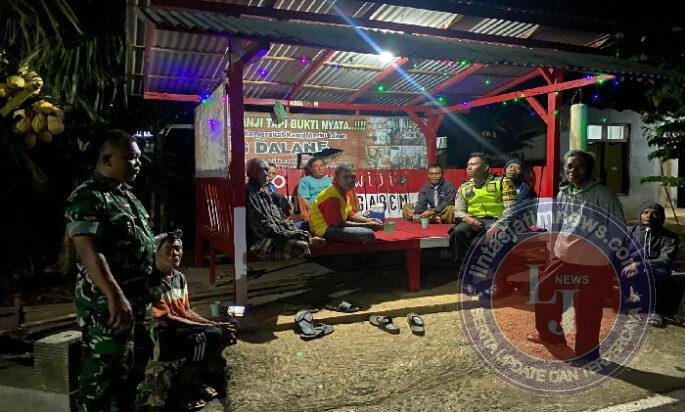 Patroli Malam TNI-Polri Pastikan Paranggupito Tetap Aman
