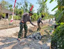 Siang Ditimbang Malam Dikerjakan, ini cara Kerja TNI dan Warga Bulu Lor Kerjakan Pembangunan Jalan
