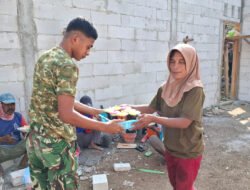 Segelas Kopi tanda Kasih Sayang Mbah Parmi untuk Anggota Satgas TMMD