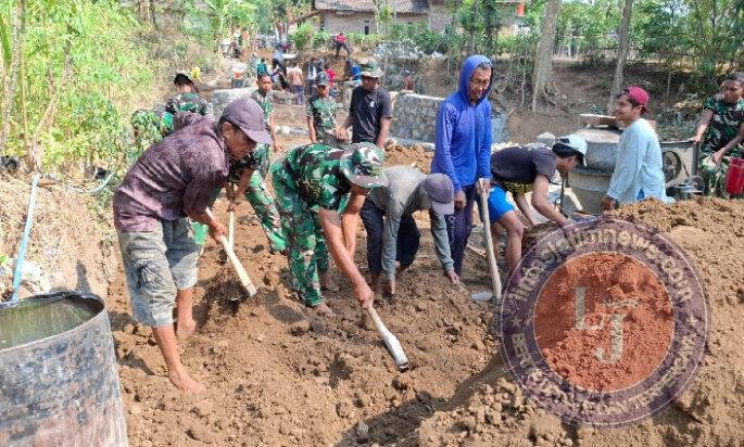 Semangat Kebersamaan Warnai setiap Pembangunan Sasaran Fisik TMMD ke 129