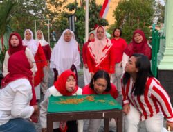 Semarak & Penuh Kebersamaan, Persit KCK Ranting 05 Koramil 04/Jebres Gelar Lomba Sambut HUT Kemerdekaan RI ke-81