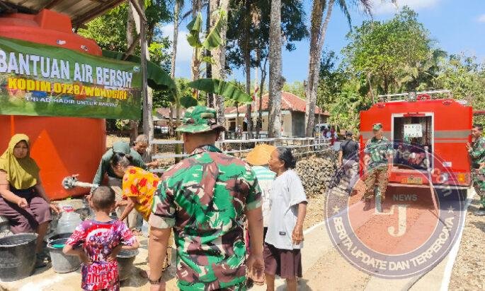 Kodim Wonogiri Salurkan Bantuan Air Bersih Kepada Ratusan Jiwa di Desa Basuhan Eromoko