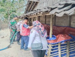 Peduli Kebutuhan Air Bersih, Babinsa Koramil Bringin Bantu Distribusi Air Bersih untuk Warga Desa Suruh