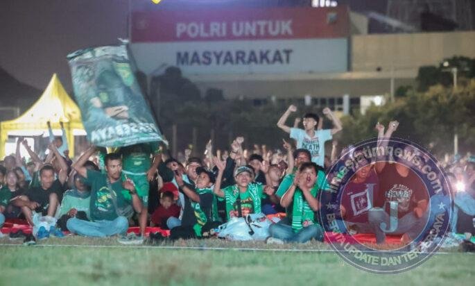Polda Jatim Gelar Nobar Final Piala Presiden 2026, Ribuan Bonek Mania Dukung Persebaya dari Lapangan Mapolda
