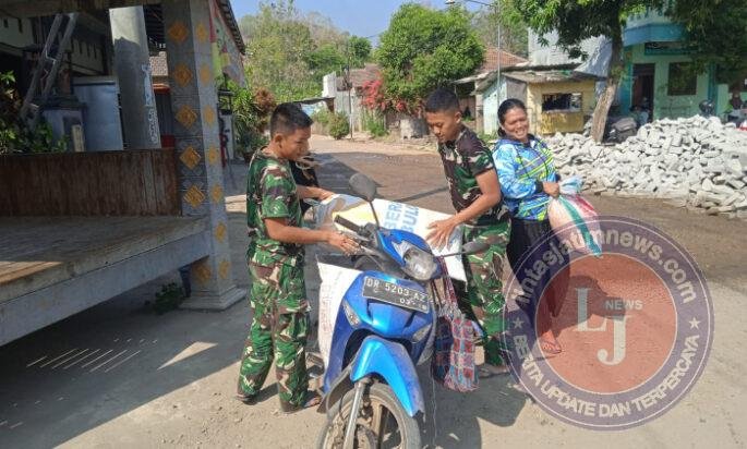Lihat Warga Angkat Beban Berat Satgas TMMD 129 Bulu Lor Cekatan Ulurkan Bantuan
