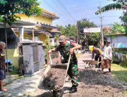 Ketika Jalan Kampung Butuh Perhatian, Babinsa dan Warga Sidorejo Bergerak Bersama