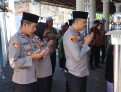 Sinergi Spiritual, Kapolres Pelabuhan Tanjung Perak Ziarah Wali di Surabaya